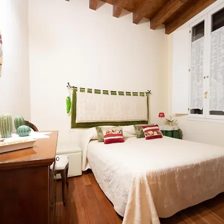 Le Dame Di Castello - Iun Q2444 *