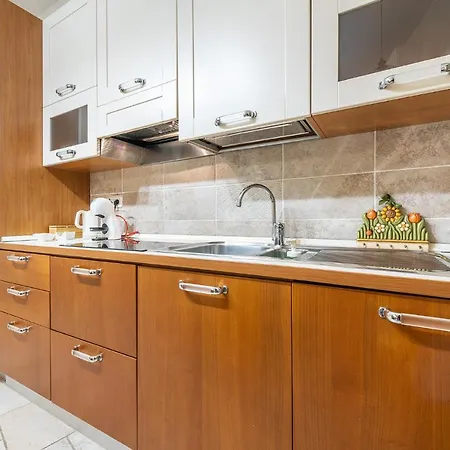 Le Dame Di Castello - Iun Q2444